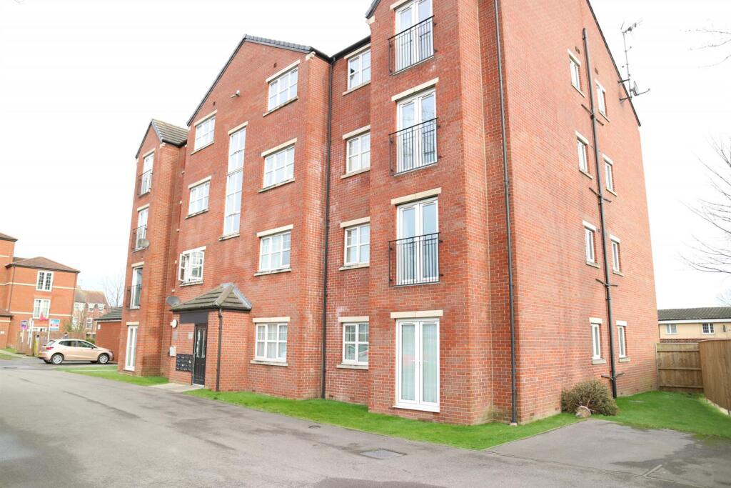 2 bed Apartment for rent in Wawne. From Urban Property - Hull