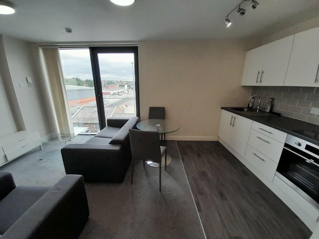 2 bed Apartment for rent in Leeds. From urbanbubble - Manchester