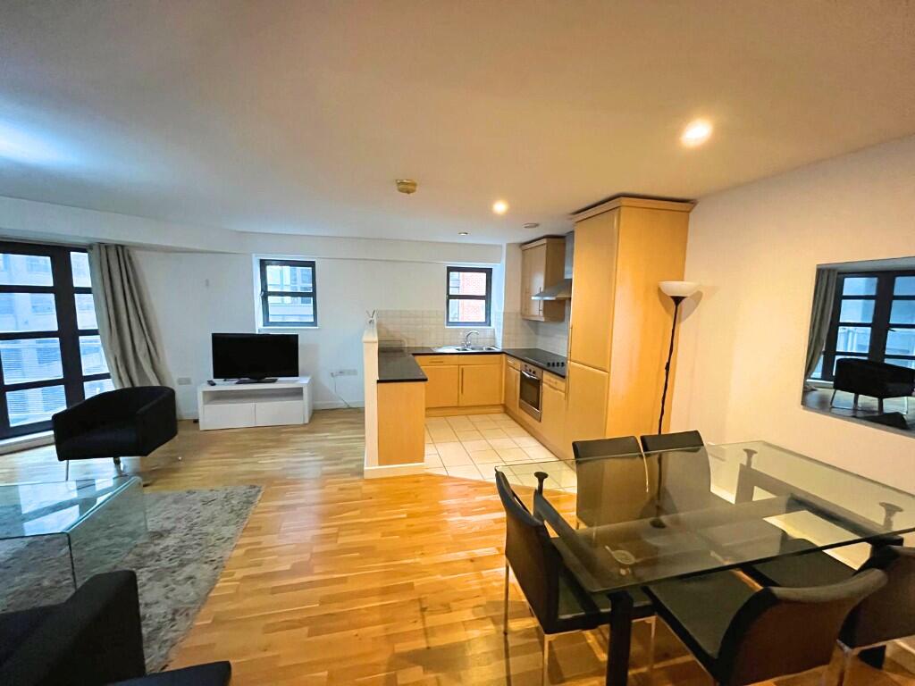 3 bed Apartment for rent in Manchester. From urbanbubble - Manchester