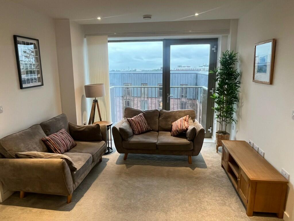 2 bed Apartment for rent in Salford. From urbanbubble - Manchester 2 bed Apartment for rent in Salford. From urbanbubble - Manchester