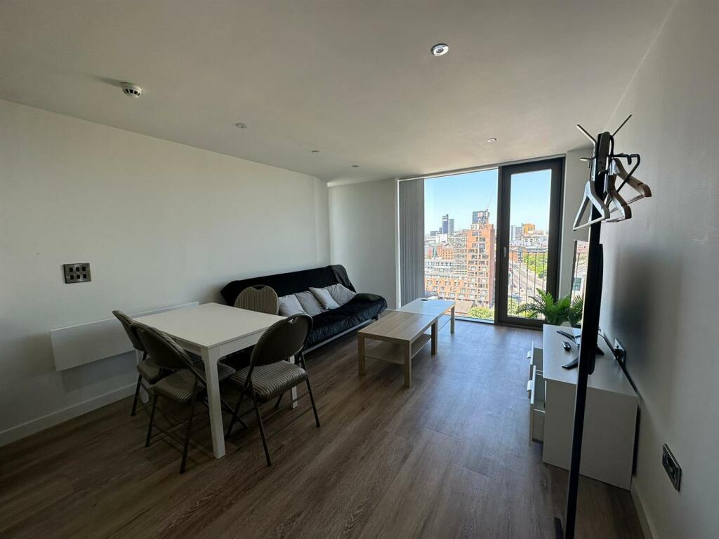 2 bed Apartment for rent in Manchester. From urbanbubble - Manchester