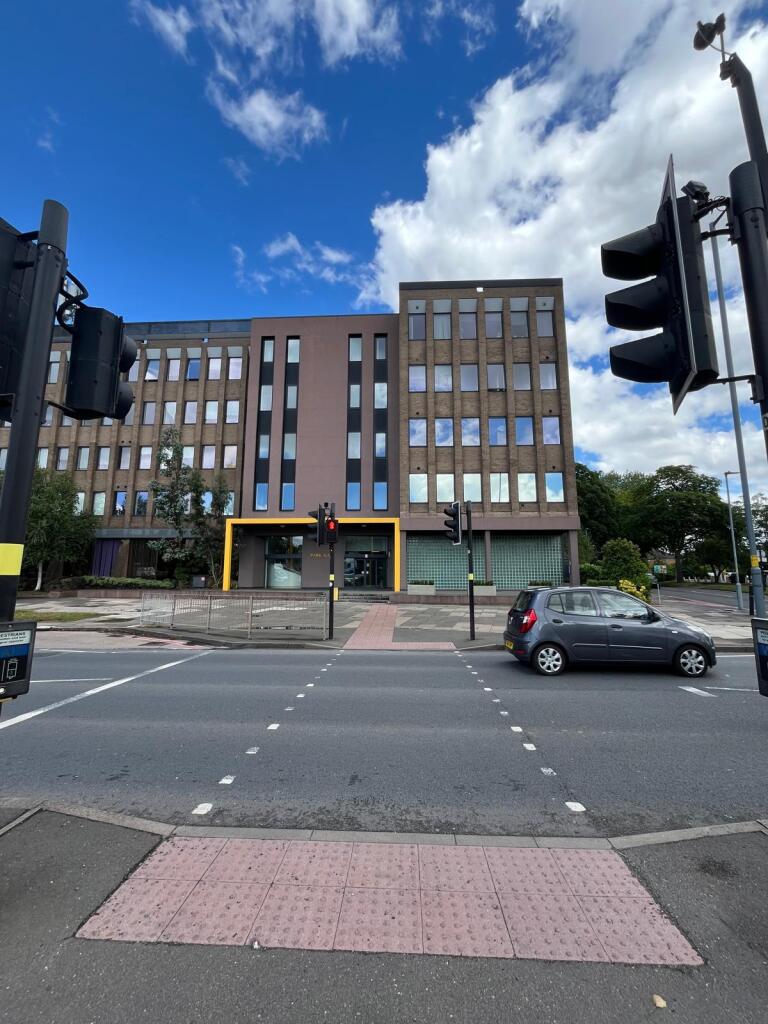 4 bed Car Parking for rent in Birmingham. From urbanbubble - Manchester