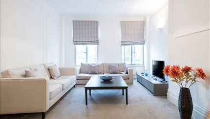 5 bed Apartment for rent in London. From Agent and Homes - Main Import Branch