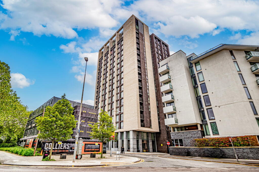 3 bed Apartment for rent in Manchester. From VitalSpace - South Manchester