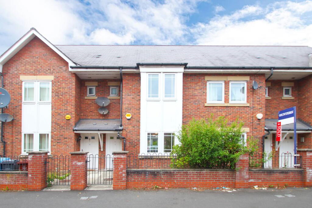 3 bed Town House for rent in Manchester. From VitalSpace - South Manchester