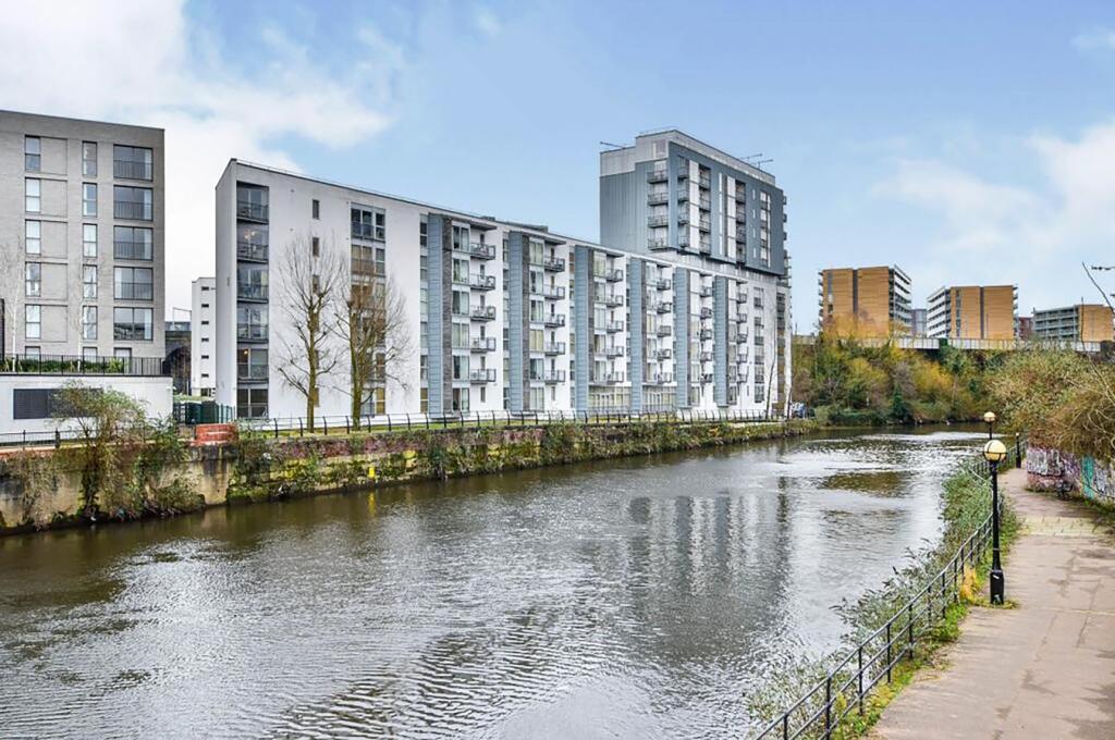 1 bed Apartment for rent in Manchester. From VitalSpace - South Manchester 1 bed Apartment for rent in Manchester. From VitalSpace - South Manchester