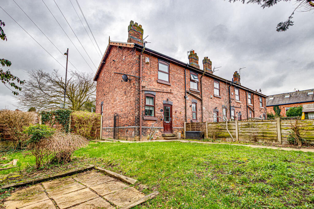 2 bed End of Terrace for rent in Manchester. From VitalSpace - South Manchester