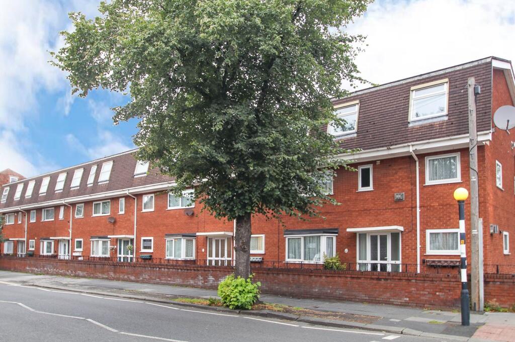 2 bed Apartment for rent in Urmston. From VitalSpace - South Manchester 2 bed Apartment for rent in Urmston. From VitalSpace - South Manchester