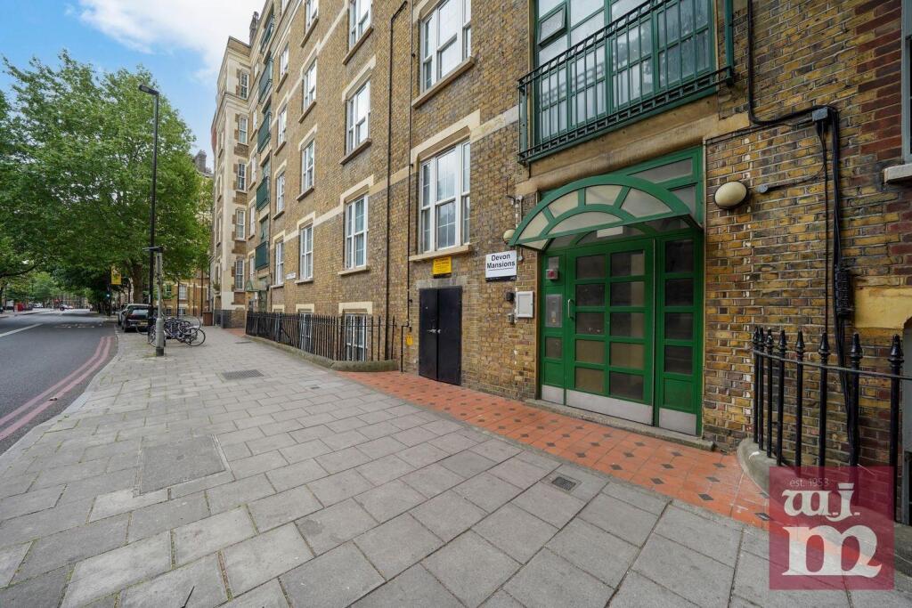 2 bed 1st Floor Flat for rent in Bermondsey. From W J Meade - Mile End & Bow