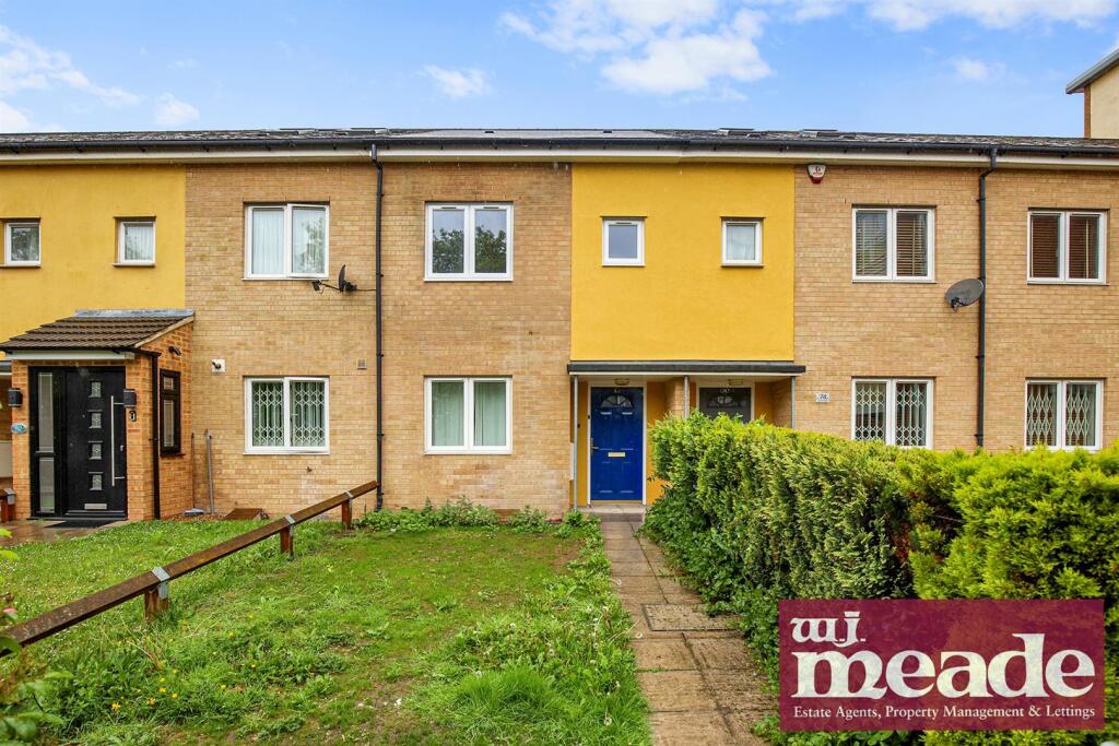 3 bed Mid Terraced House for rent in Bow. From W J Meade - Mile End & Bow