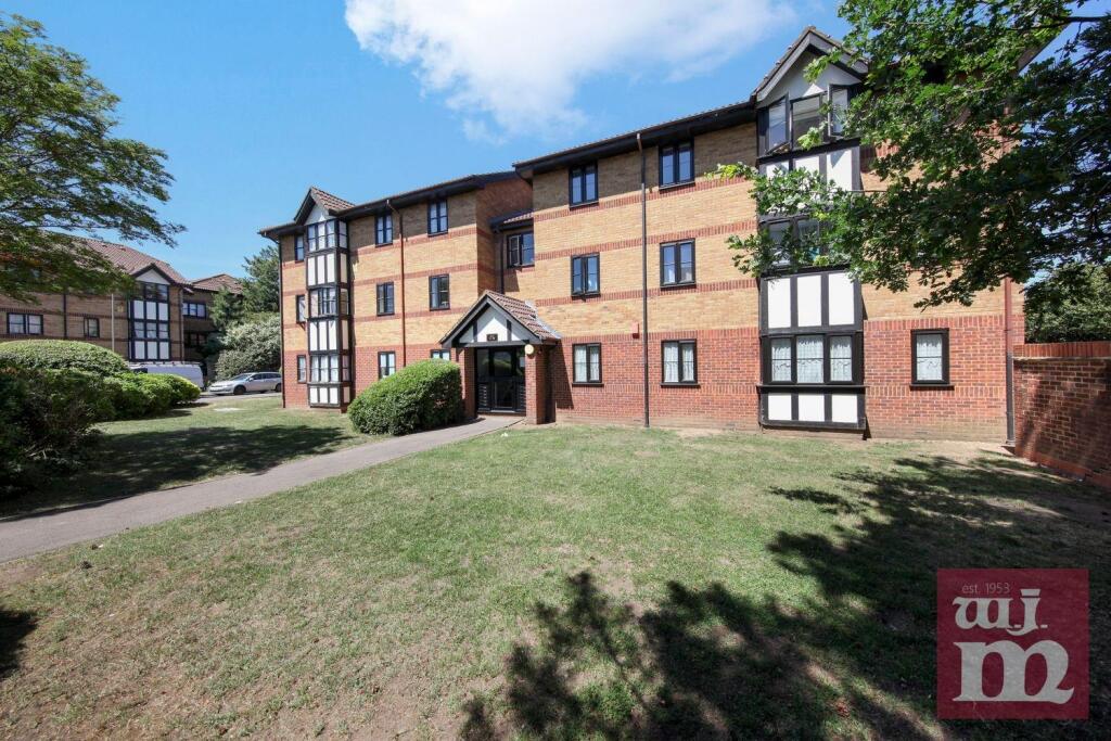 2 bed 1st Floor Flat for rent in Willesden. From W J Meade - Mile End & Bow