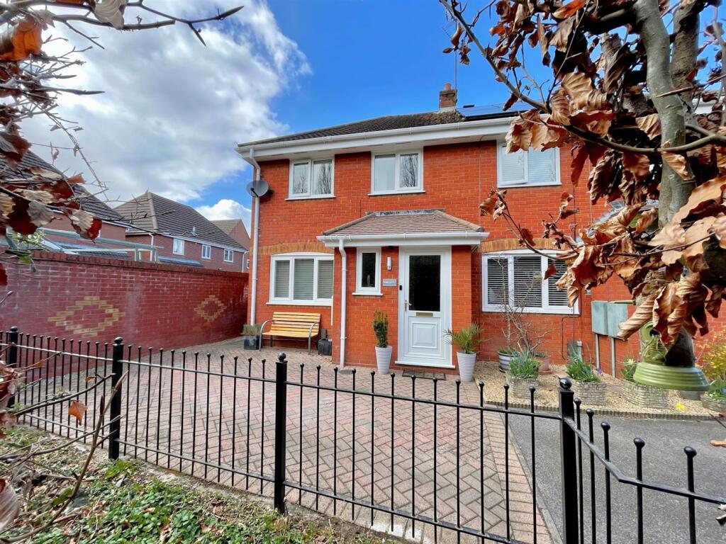 3 bed Semi Detached for rent in Segensworth. From Walker & Waterer - Whiteley