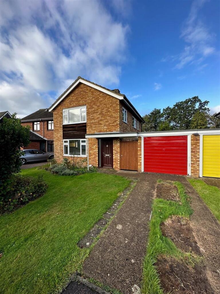3 bed Detached for rent in Fareham. From Walker & Waterer - Whiteley 3 bed Detached for rent in Fareham. From Walker & Waterer - Whiteley