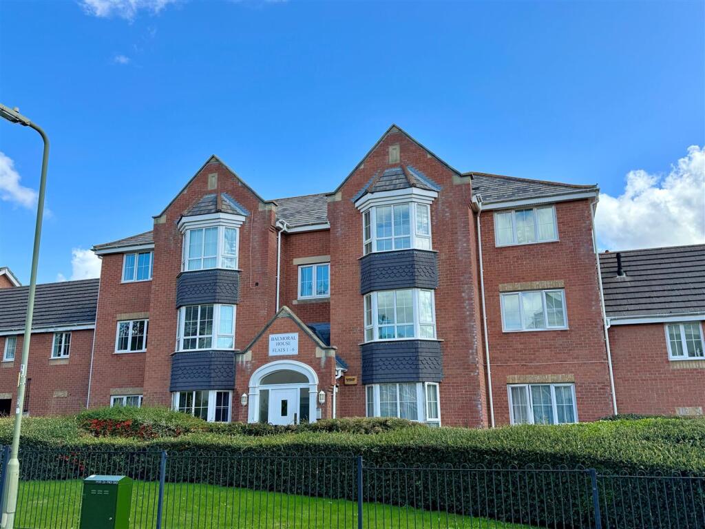 2 bed Apartment for rent in Segensworth. From Walker & Waterer - Whiteley 2 bed Apartment for rent in Segensworth. From Walker & Waterer - Whiteley