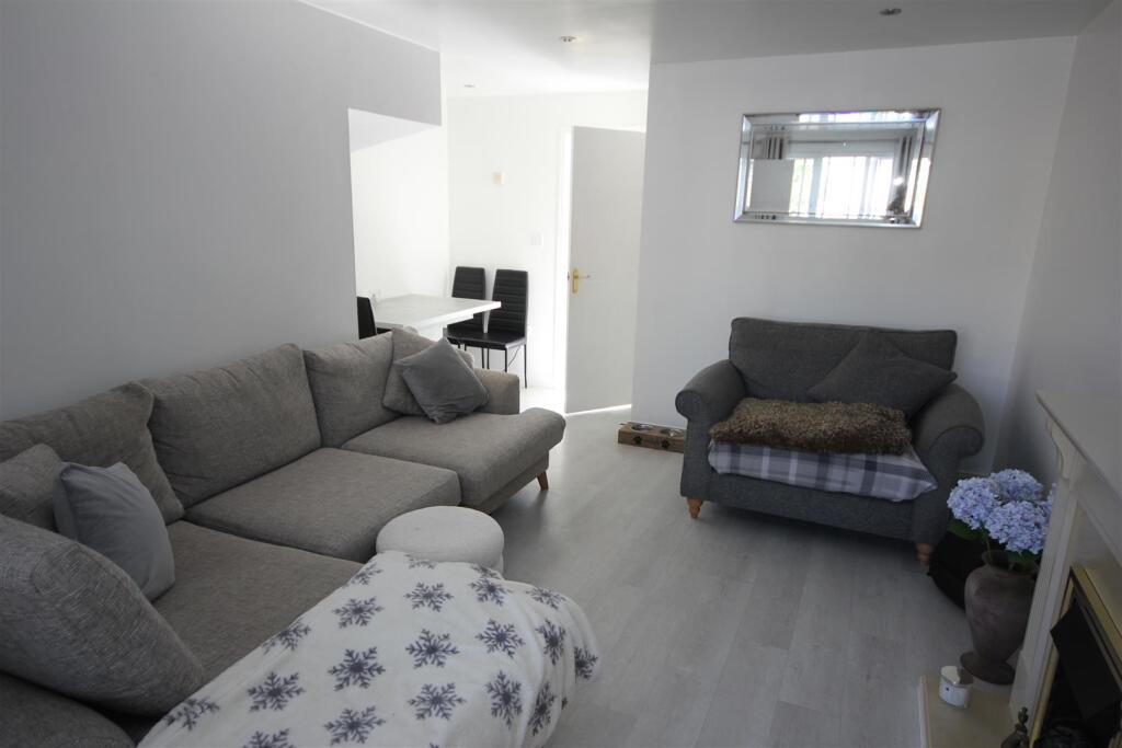 3 bed End of Terrace for rent in Segensworth. From Walker & Waterer - Whiteley