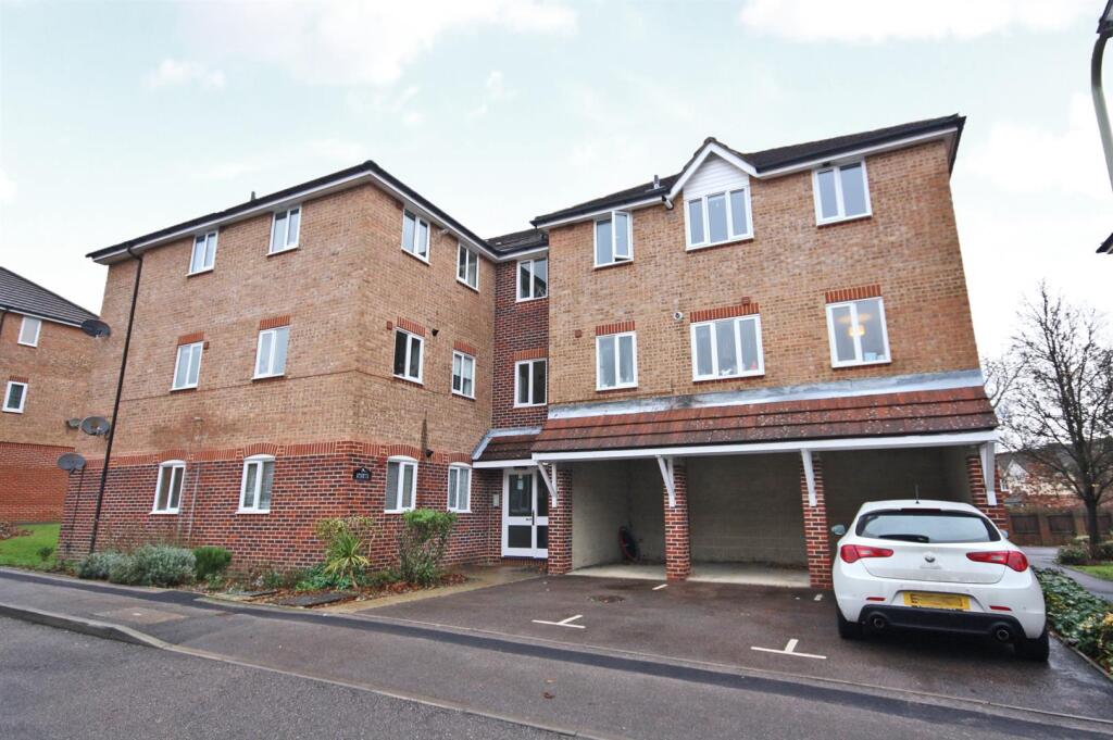 2 bed Apartment for rent in Segensworth. From Walker & Waterer - Whiteley 2 bed Apartment for rent in Segensworth. From Walker & Waterer - Whiteley