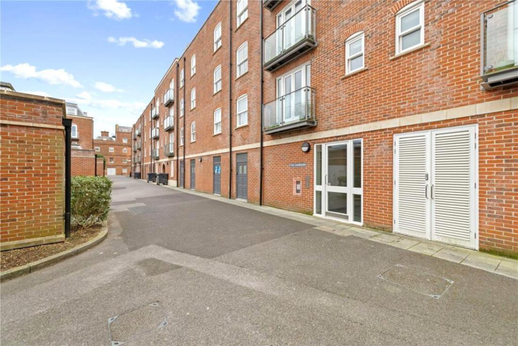1 bed Apartment for rent in Gosport. From Walker & Waterer - Whiteley 1 bed Apartment for rent in Gosport. From Walker & Waterer - Whiteley