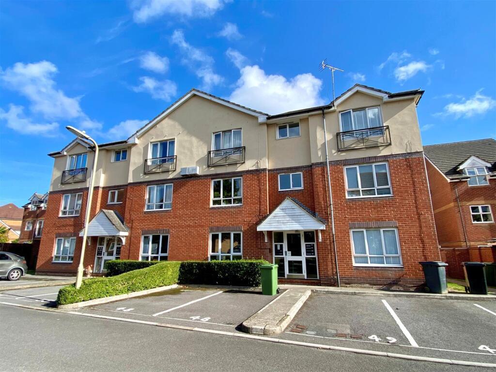2 bed Apartment for rent in Fareham. From Walker & Waterer - Whiteley 2 bed Apartment for rent in Fareham. From Walker & Waterer - Whiteley