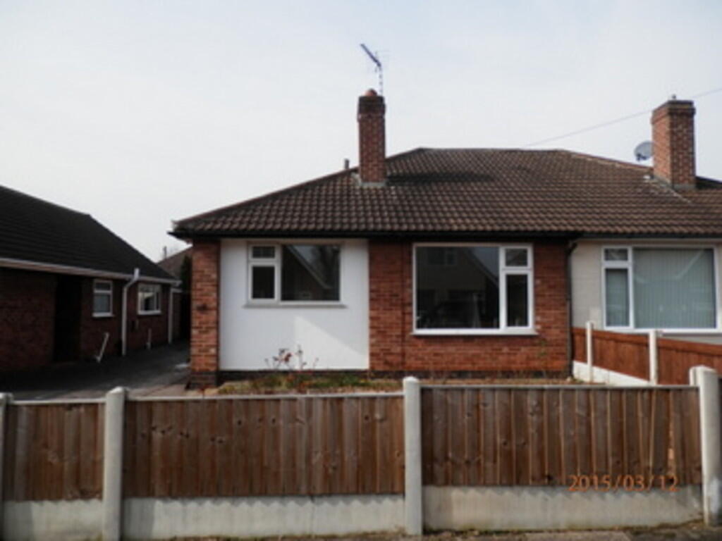 2 bed Semi-detached bungalow for rent in Stapleford. From Wallace Jones - Long Eaton