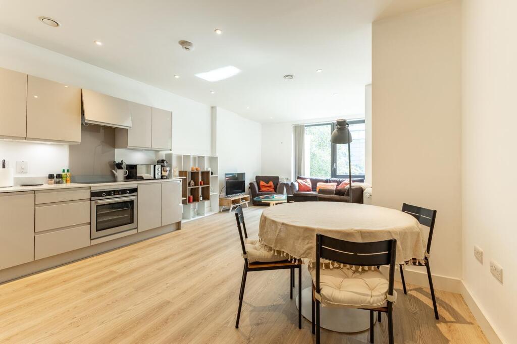 2 bed Apartment for rent in London. From Prospect London - London