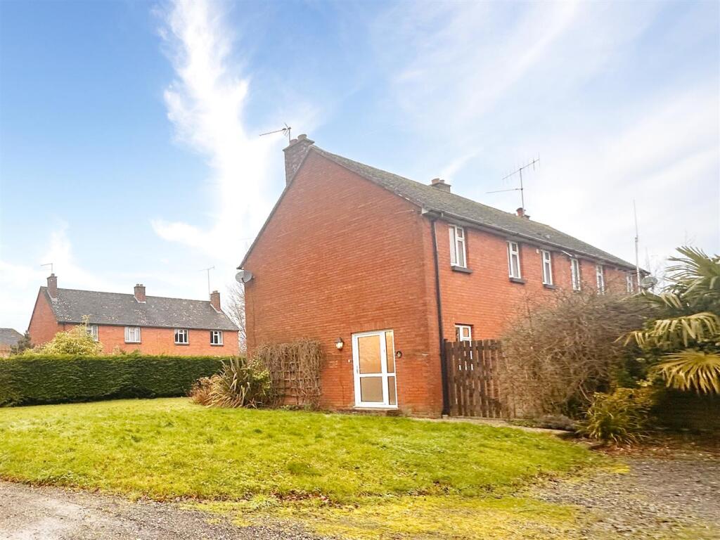 3 bed Semi Detached for rent in Etchingham. From Abbott & Abbott - Bexhill on Sea