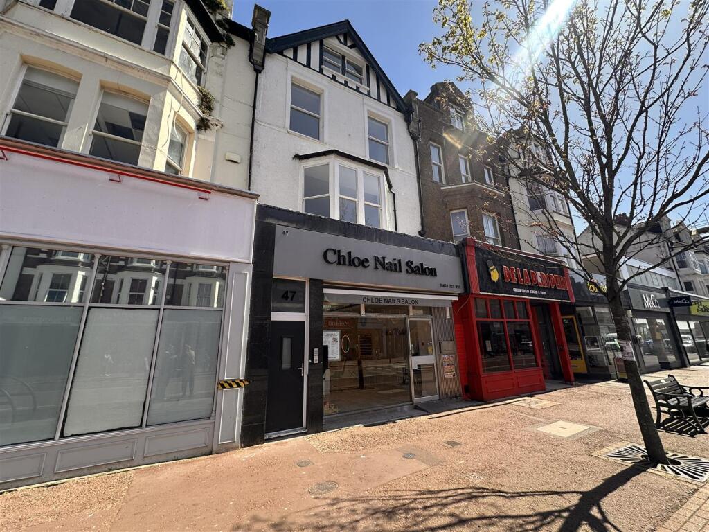 1 bed 1st Floor Flat for rent in Bexhill. From Abbott & Abbott - Bexhill on Sea