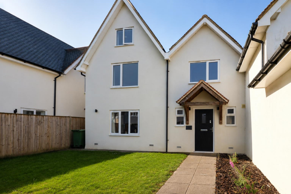 5 bed Detached for rent in Lunsford's Cross. From Abbott & Abbott - Bexhill on Sea 5 bed Detached for rent in Lunsford's Cross. From Abbott & Abbott - Bexhill on Sea