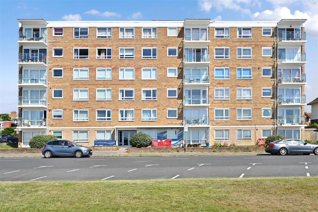 2 bed 1st Floor Flat for rent in Bexhill. From Abbott & Abbott - Bexhill on Sea 2 bed 1st Floor Flat for rent in Bexhill. From Abbott & Abbott - Bexhill on Sea