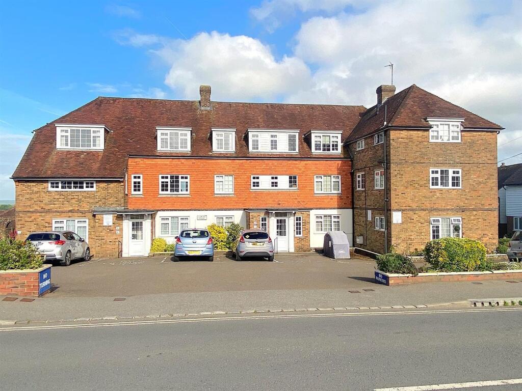 2 bed Annexe for rent in Battle. From Abbott & Abbott - Bexhill on Sea