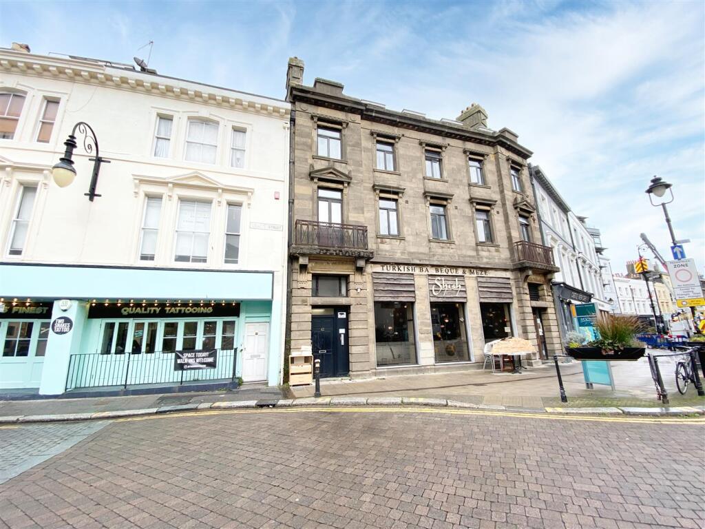 1 bed 1st Floor Flat for rent in Hastings. From Abbott & Abbott - Bexhill on Sea 1 bed 1st Floor Flat for rent in Hastings. From Abbott & Abbott - Bexhill on Sea