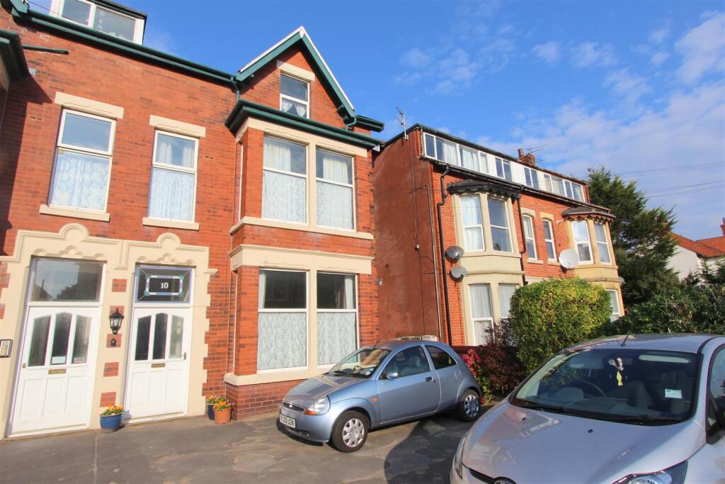 1 bed 1st Floor Flat for rent in Lytham St Anne's. From County Estate Agents Ltd - Lytham Saint Annes