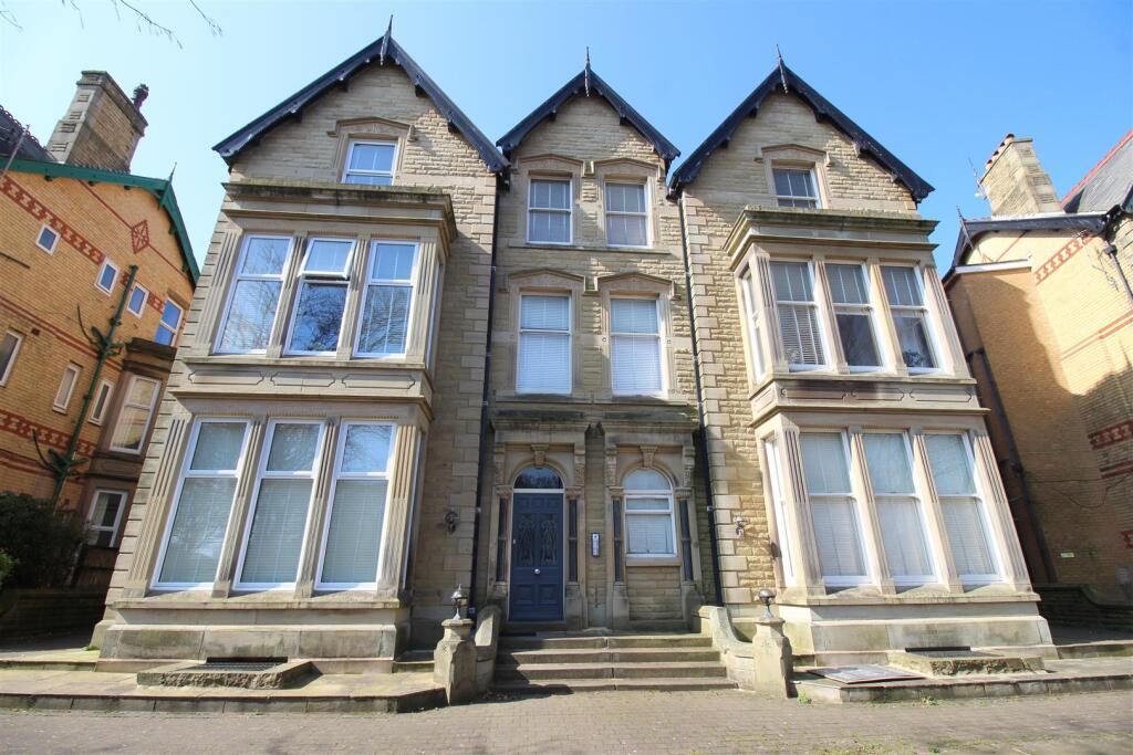 2 bed 1st Floor Flat for rent in Lytham St Anne's. From County Estate Agents Ltd - Lytham Saint Annes 2 bed 1st Floor Flat for rent in Lytham St Anne's. From County Estate Agents Ltd - Lytham Saint Annes