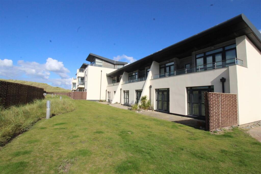 2 bed Apartment for rent in Lytham St Anne's. From County Estate Agents Ltd - Lytham Saint Annes 2 bed Apartment for rent in Lytham St Anne's. From County Estate Agents Ltd - Lytham Saint Annes