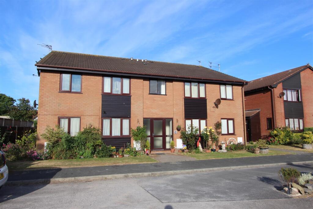 1 bed 1st Floor Flat for rent in Lytham St Anne's. From County Estate Agents Ltd - Lytham Saint Annes 1 bed 1st Floor Flat for rent in Lytham St Anne's. From County Estate Agents Ltd - Lytham Saint Annes