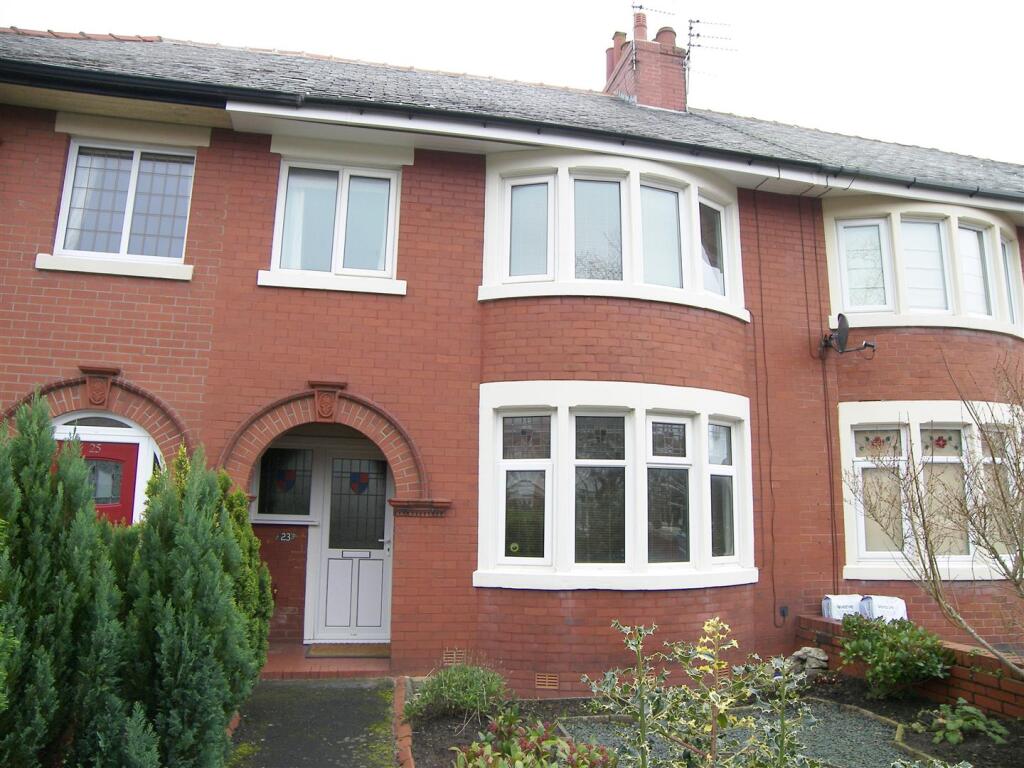 3 bed Mid Terraced House for rent in Lytham St Anne's. From County Estate Agents Ltd - Lytham Saint Annes