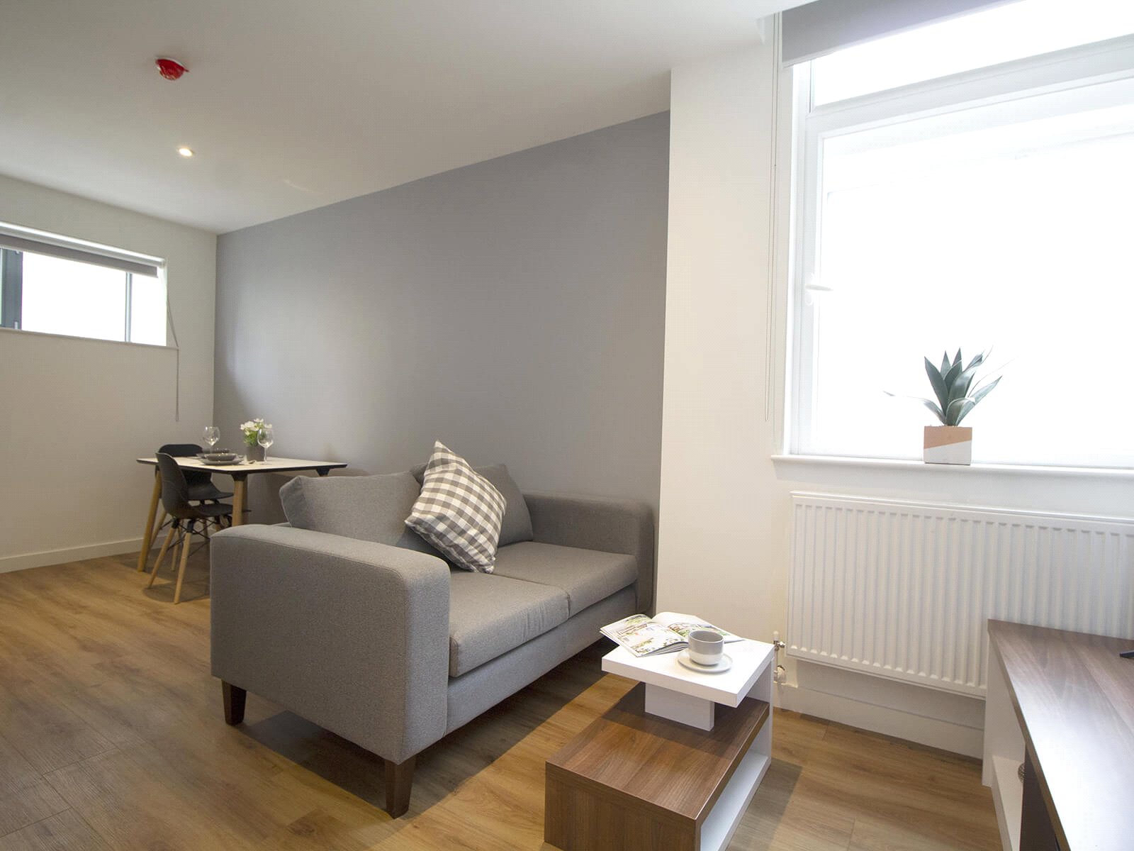 2 bed flat for rent in Liverpool. From rentbunk.com