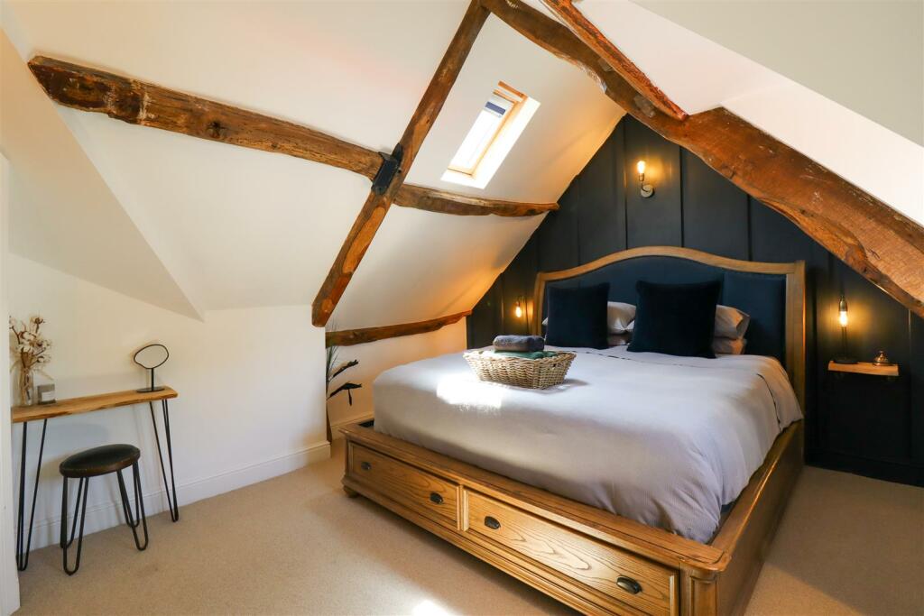 1 bed 1st Floor Flat for rent in Chipping Norton. From Manor Oxford 1 bed 1st Floor Flat for rent in Chipping Norton. From Manor Oxford