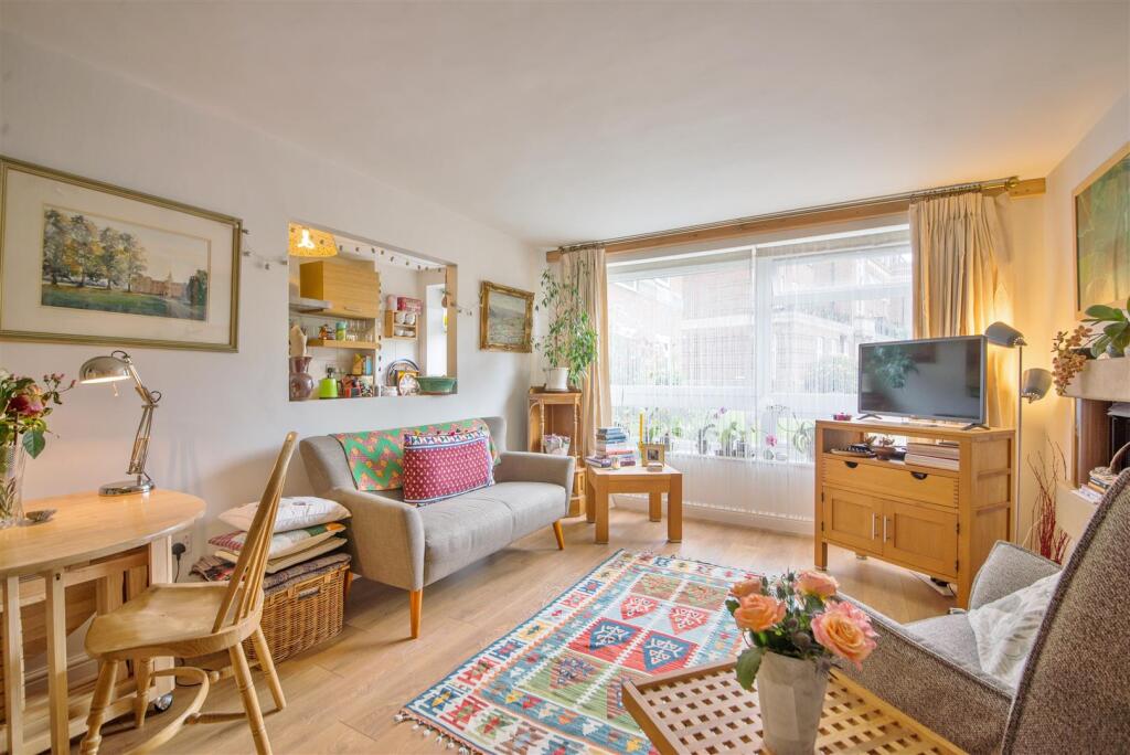 2 bed Detached for rent in Oxford. From Manor Oxford 2 bed Detached for rent in Oxford. From Manor Oxford
