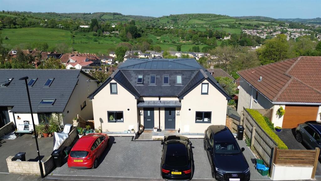 4 bed Semi Detached for rent in Bath. From Aspire to Move