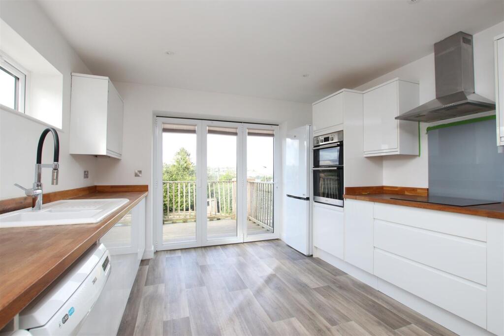 4 bed Detached for rent in Englishcombe. From Aspire to Move 4 bed Detached for rent in Englishcombe. From Aspire to Move