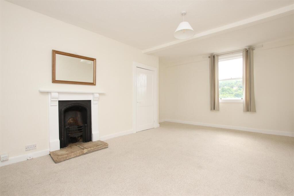 1 bed 1st Floor Flat for rent in Upper Swainswick. From Aspire to Move 1 bed 1st Floor Flat for rent in Upper Swainswick. From Aspire to Move