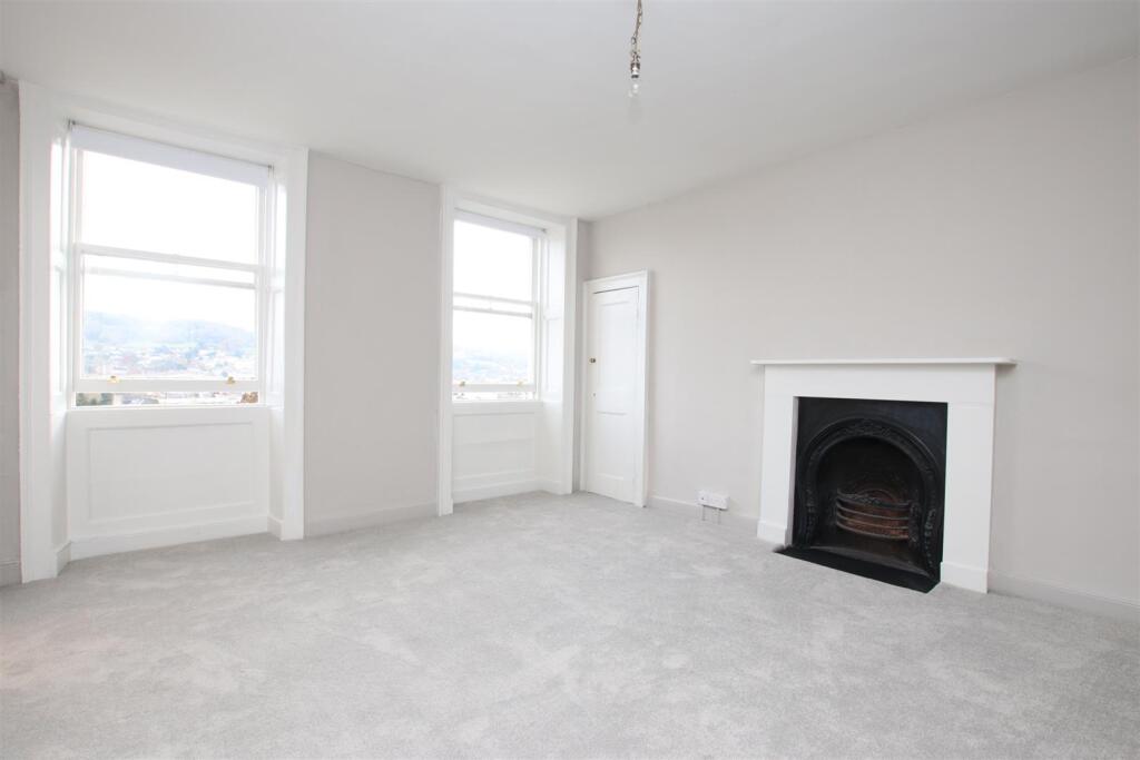 1 bed 1st Floor Flat for rent in Upper Swainswick. From Aspire to Move