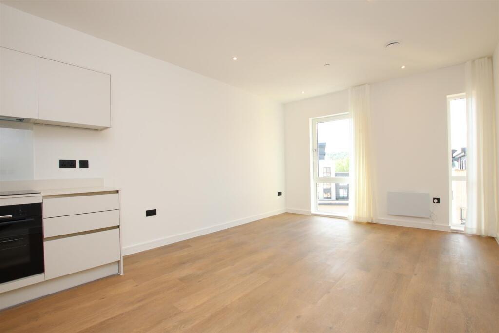 1 bed 1st Floor Flat for rent in Bath. From Aspire to Move 1 bed 1st Floor Flat for rent in Bath. From Aspire to Move