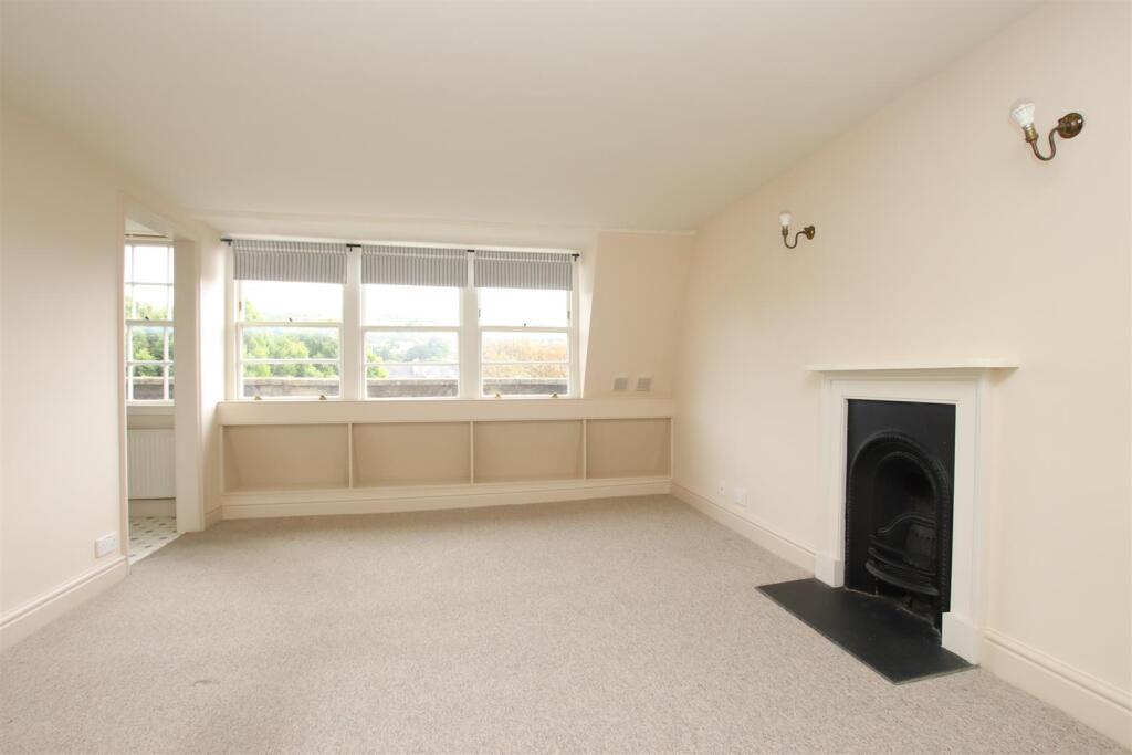 2 bed 1st Floor Flat for rent in Bath. From Aspire to Move 2 bed 1st Floor Flat for rent in Bath. From Aspire to Move