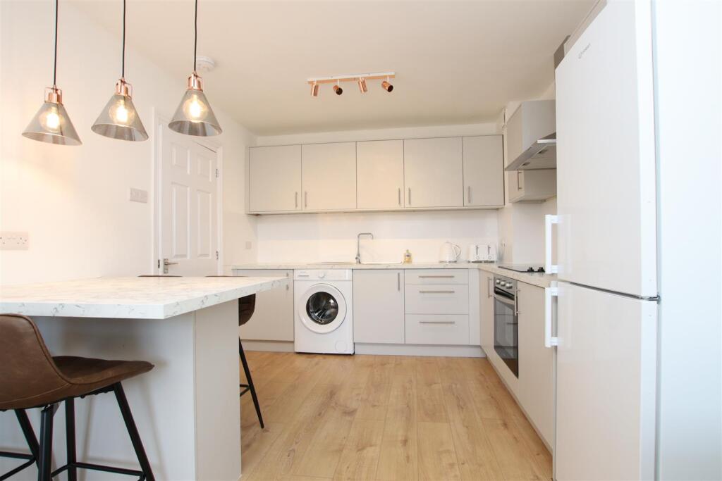 2 bed 1st Floor Flat for rent in Englishcombe. From Aspire to Move 2 bed 1st Floor Flat for rent in Englishcombe. From Aspire to Move