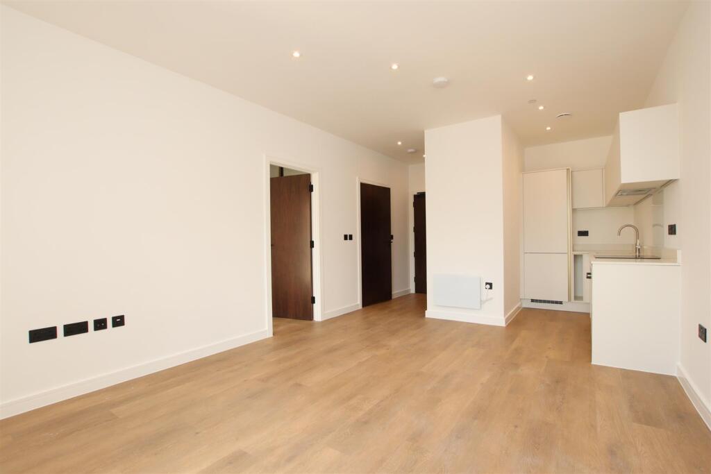 1 bed 1st Floor Flat for rent in Bath. From Aspire to Move