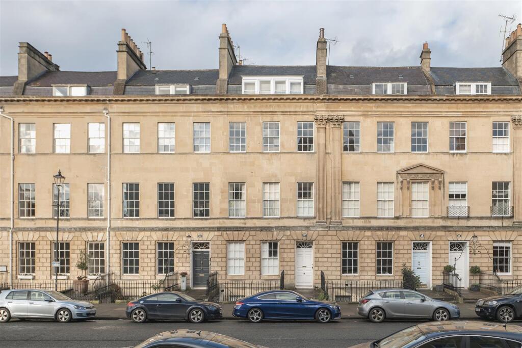 4 bed 1st Floor Flat for rent in Bath. From Aspire to Move 4 bed 1st Floor Flat for rent in Bath. From Aspire to Move
