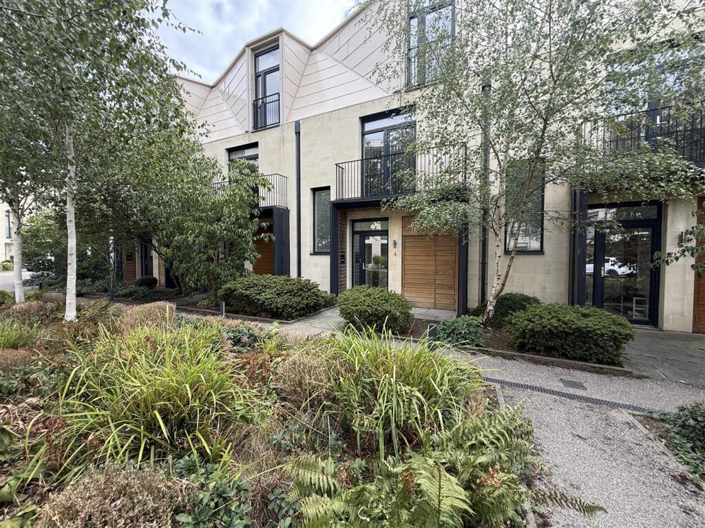 2 bed Coach House for rent in . From Aspire to Move 2 bed Coach House for rent in . From Aspire to Move