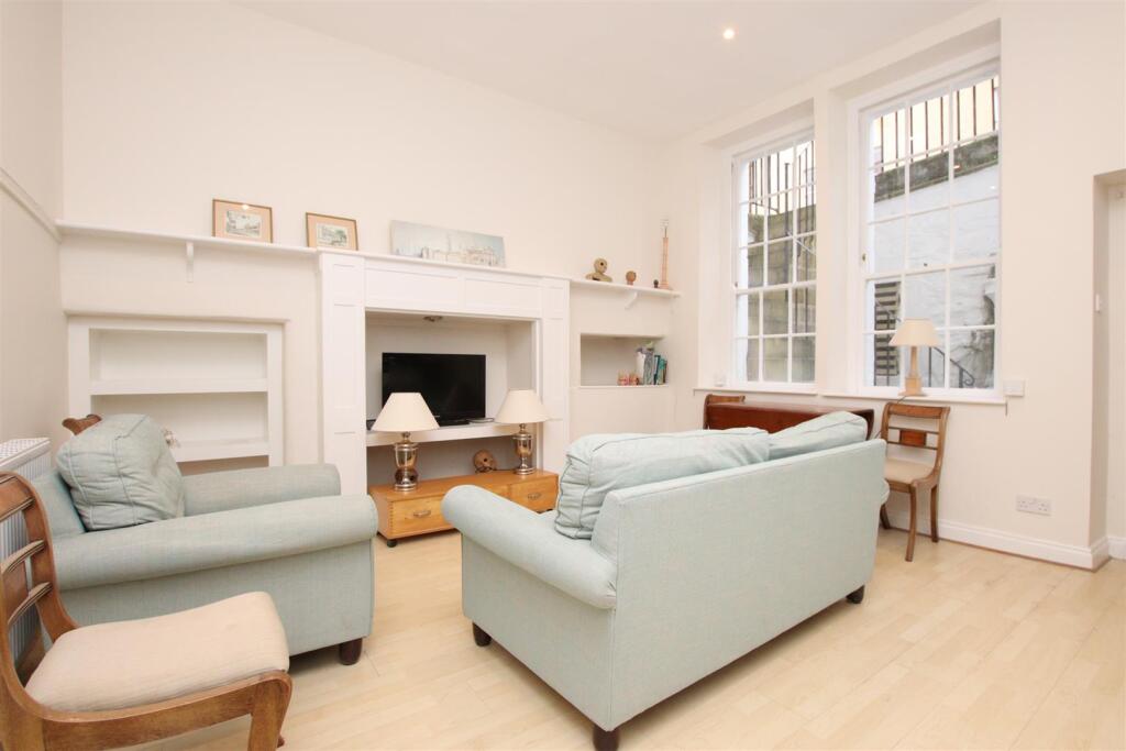 1 bed 1st Floor Flat for rent in Bath. From Aspire to Move