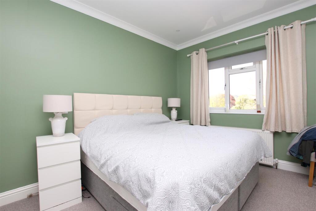 1 bed House Share for rent in Kelston. From Aspire to Move